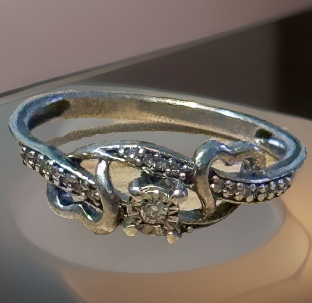 Vintage Sterling Silver Diamond Accent Sweetheart Double Heart Bypass Ring 6.5